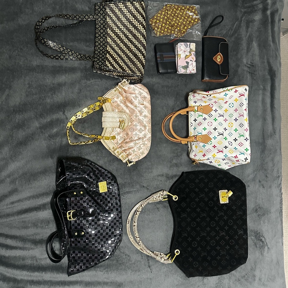 Bundle of bags